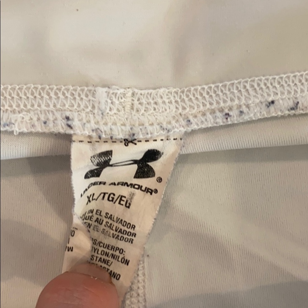 Shorts - Picture 2 of 3